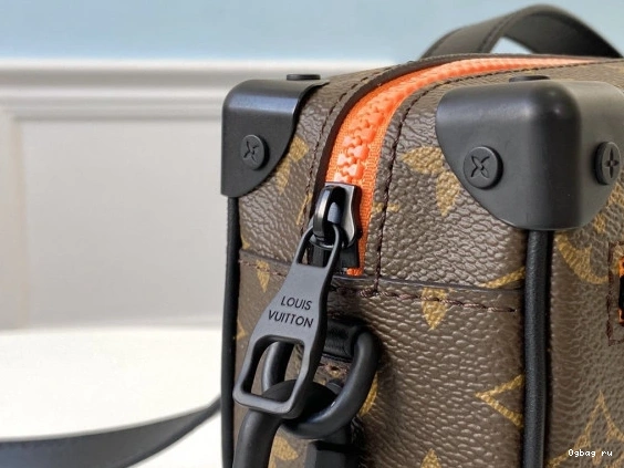 VUITTON SOFT TRUNK LOUIS 0816